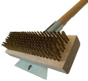CHEF 203 heavy-duty oven and grill brush with horizontal scraper and brass bristles